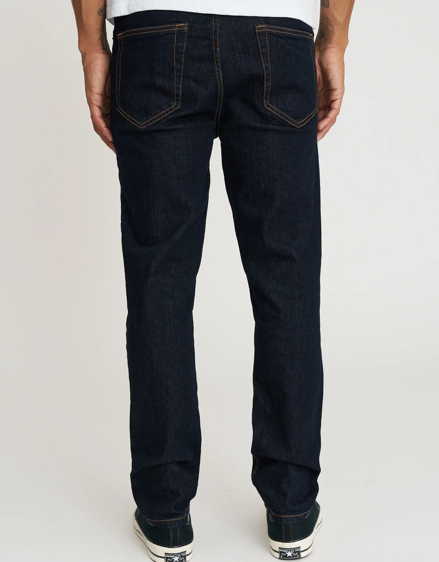 Taper Fit Jeans in Stone Bleach