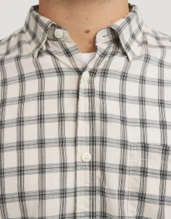 Textured Check Short Sleeve Shirt in Off White