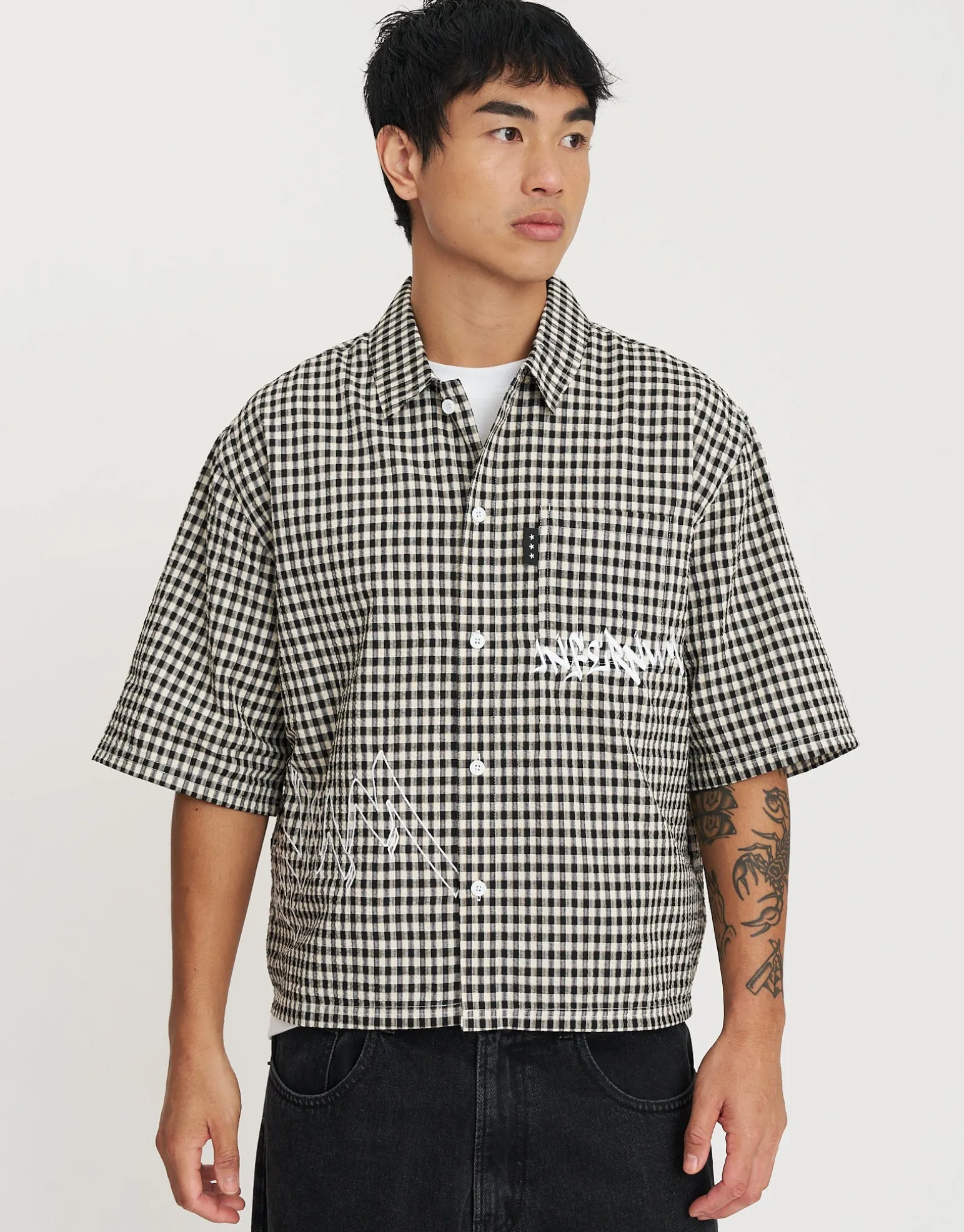 Textured Cropped Embroidered Shirt in Black