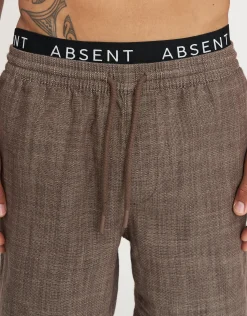 Textured Elastic Waist Shorts in Solid Black