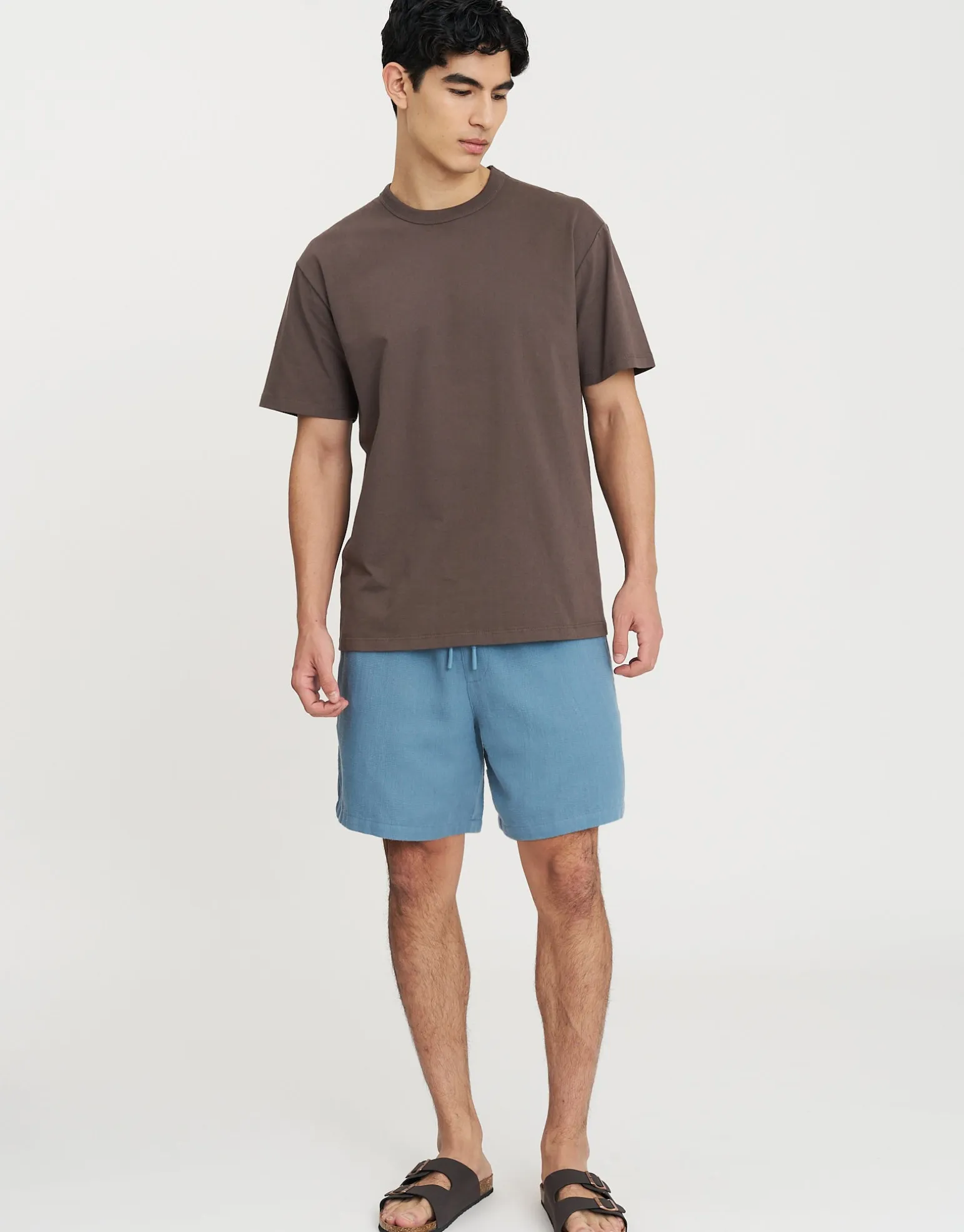 Textured Elastic Waist Shorts in Chocolate