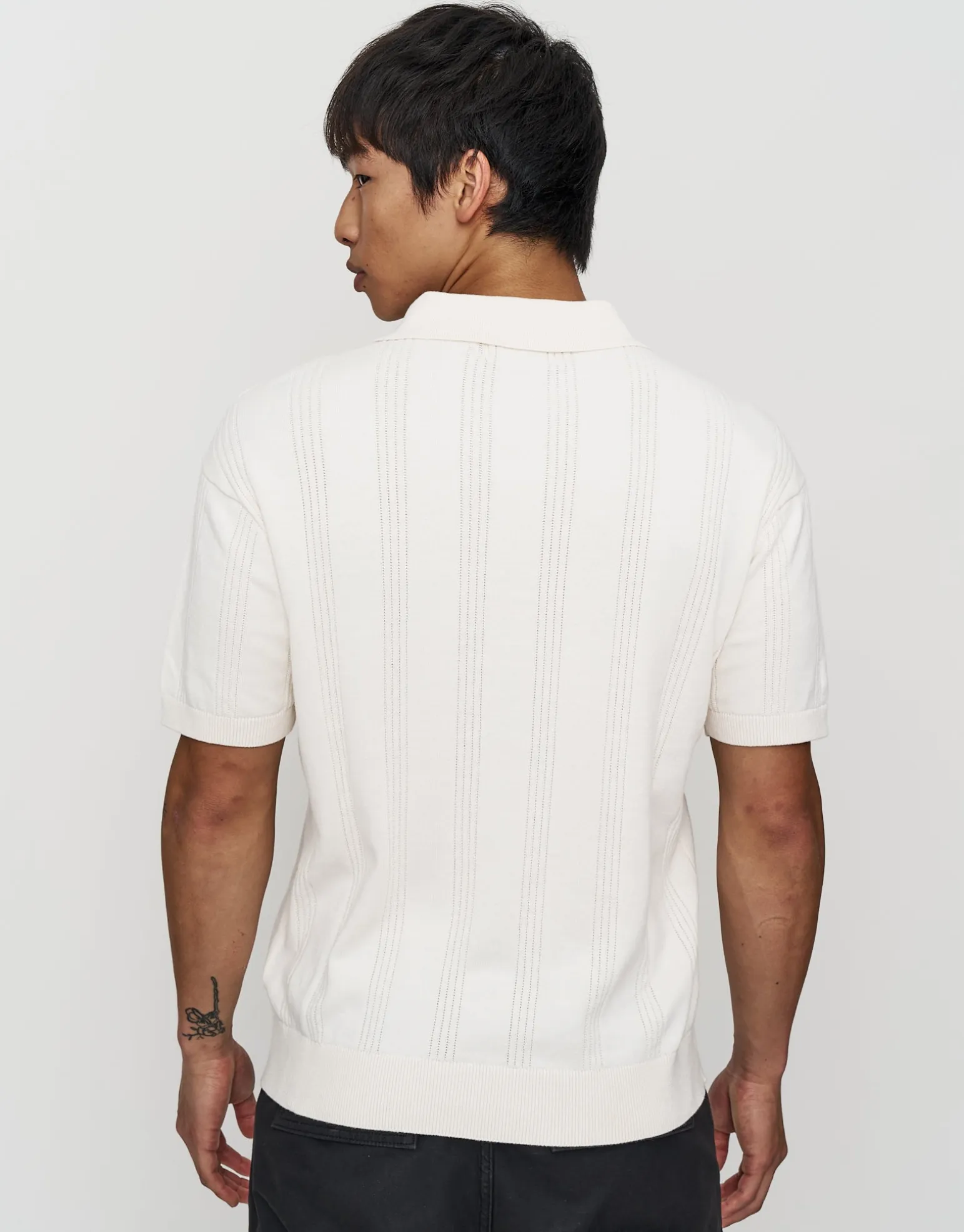 Textured Short Sleeve Polo in Brown