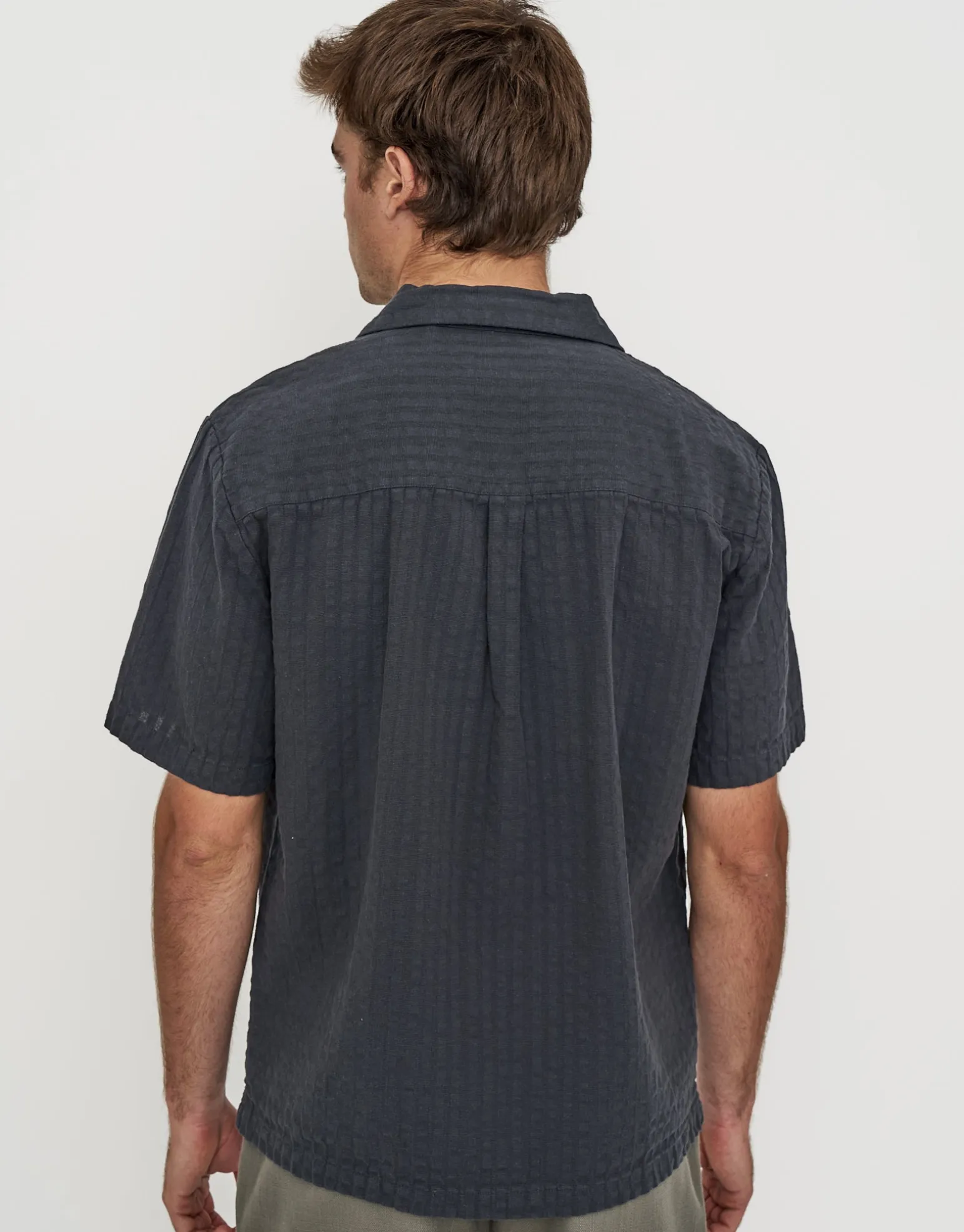 Textured Short Sleeve Shirt in Clover Green