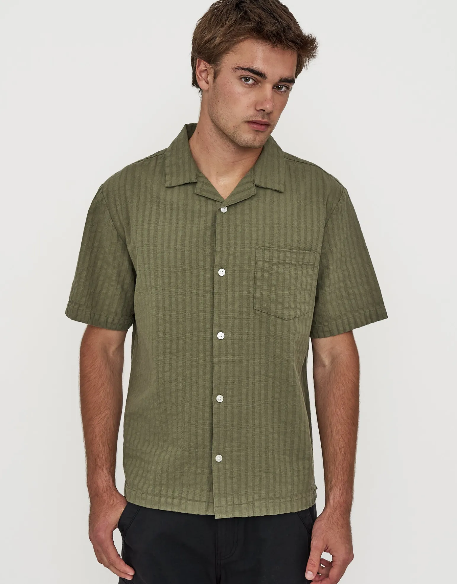 Textured Short Sleeve Shirt in Clover Green