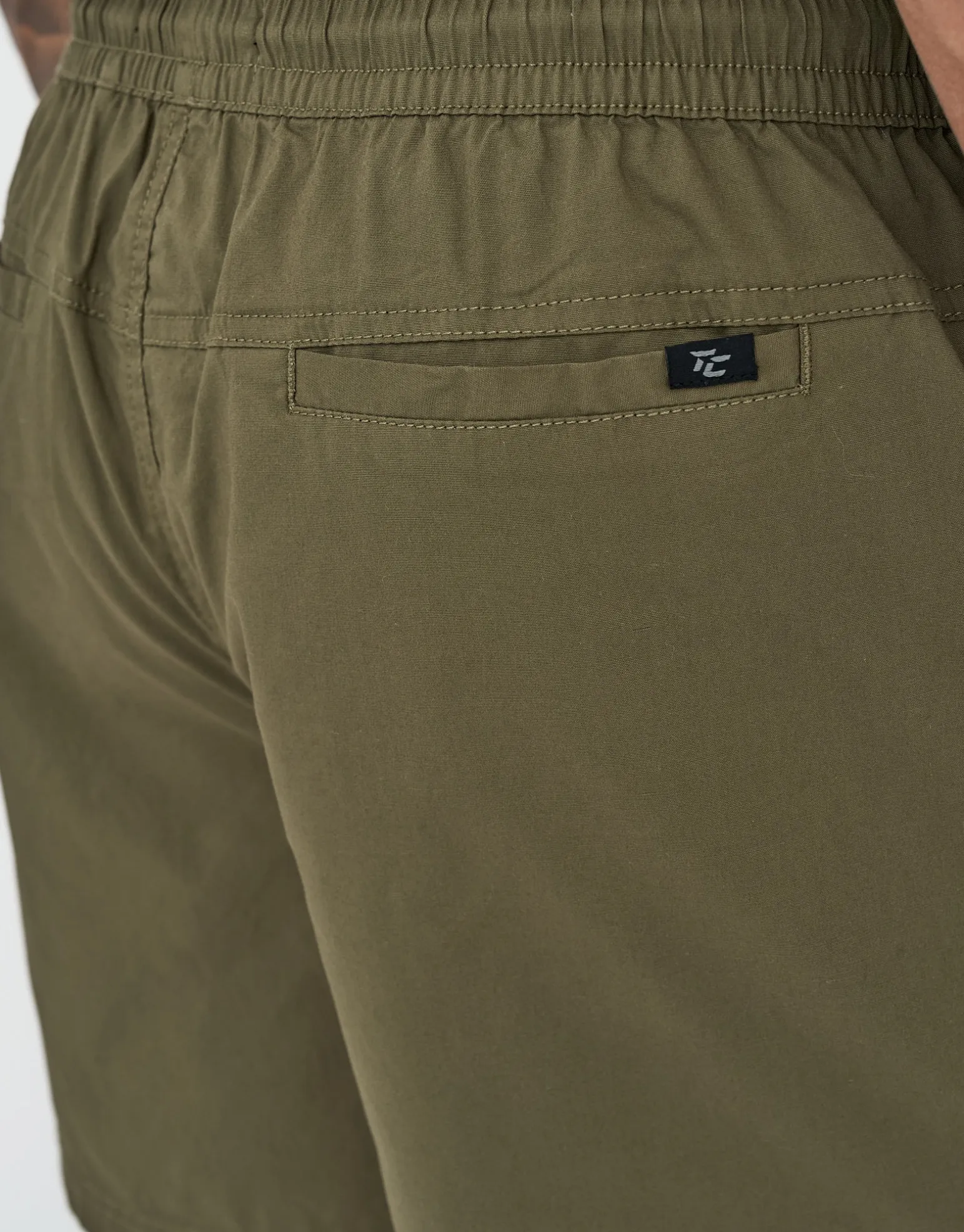 Training Club Everyday Shorts in Charcoal