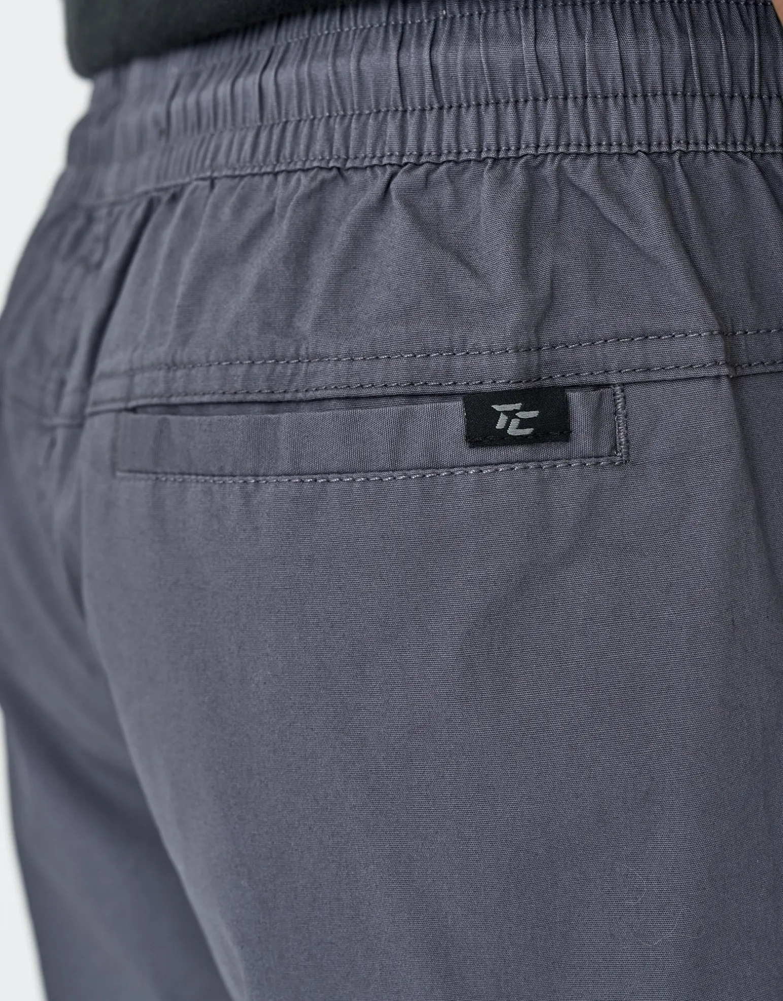 Training Club Everyday Shorts in Khaki