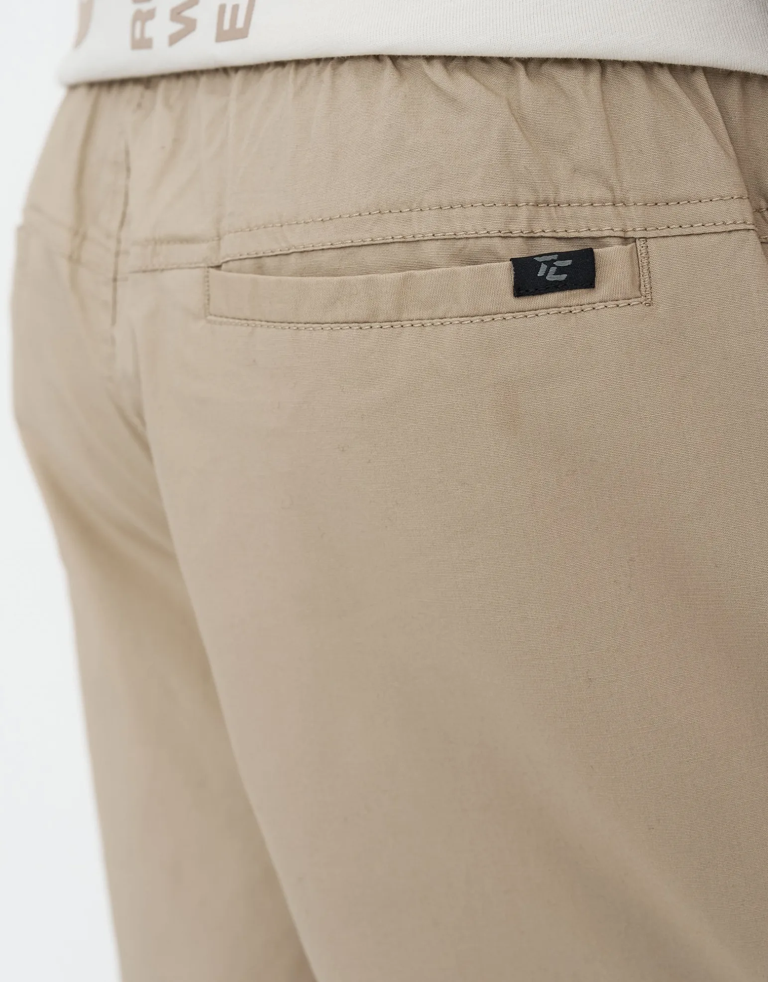 Training Club Everyday Shorts in Khaki