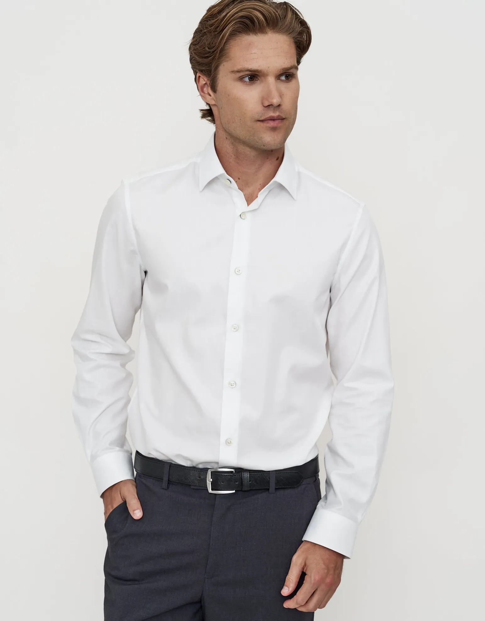 Twill Long Sleeve Dress Shirt in Black