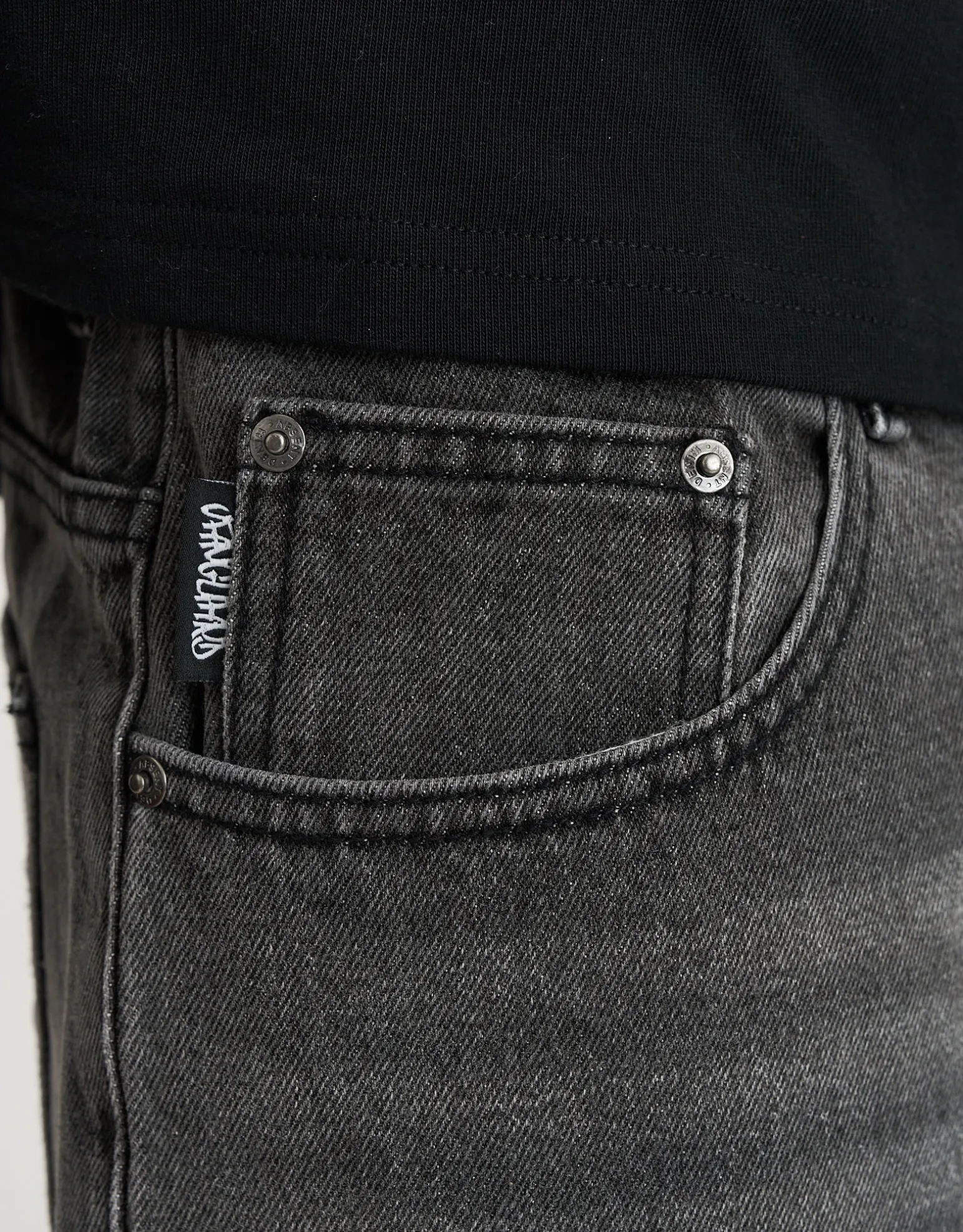 Vanguard Chains Baggy Fit Jorts in Washed Black