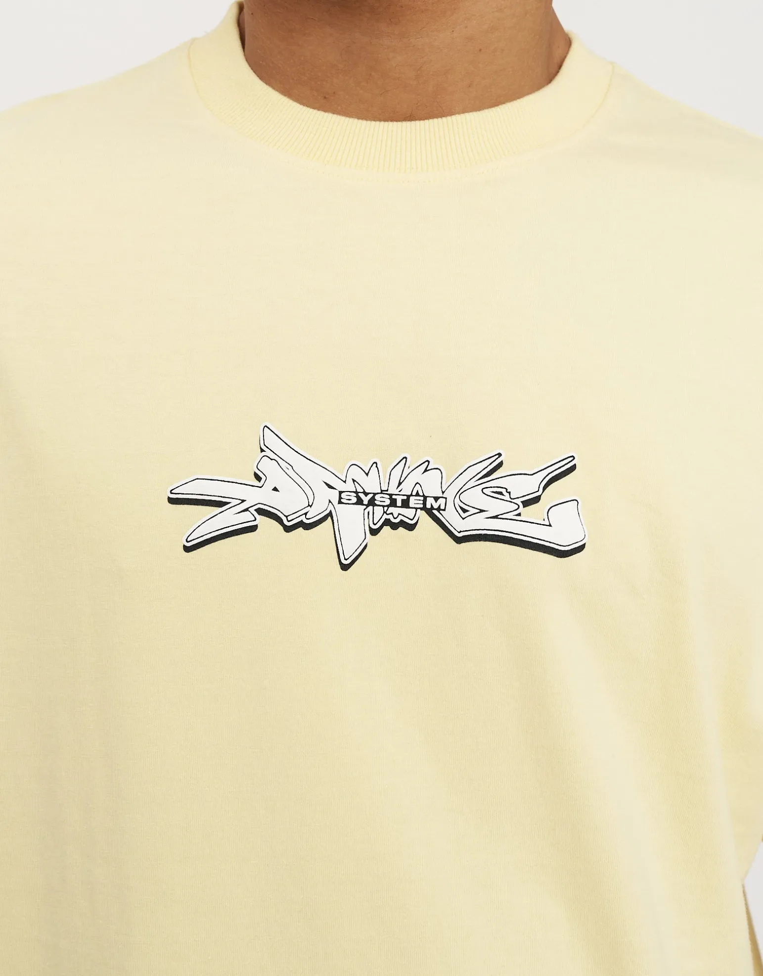 Vanguard Relaxed Fit T Shirt in Neon Lilac