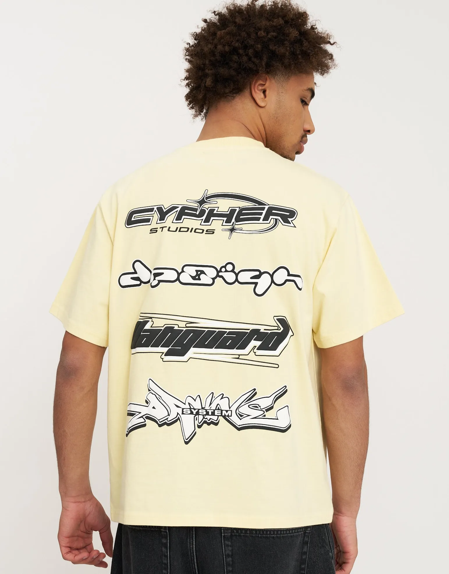Vanguard Relaxed Fit T Shirt in Neon Lilac