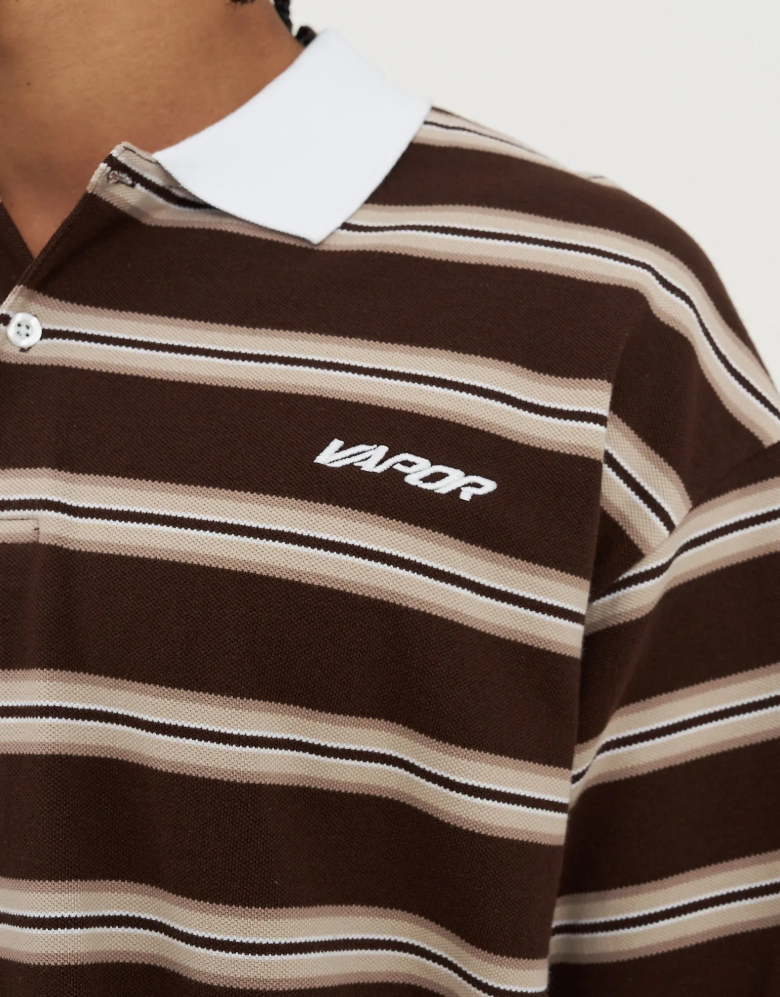 Vapor Short Sleeve Polo in Bitter Brown