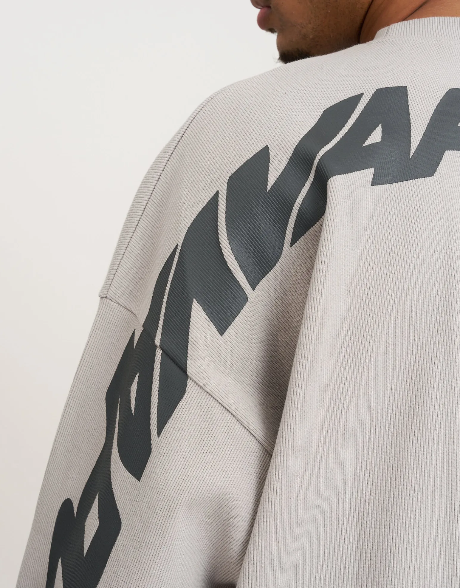 Vapor Textured Long Sleeve T Shirt in Moon
