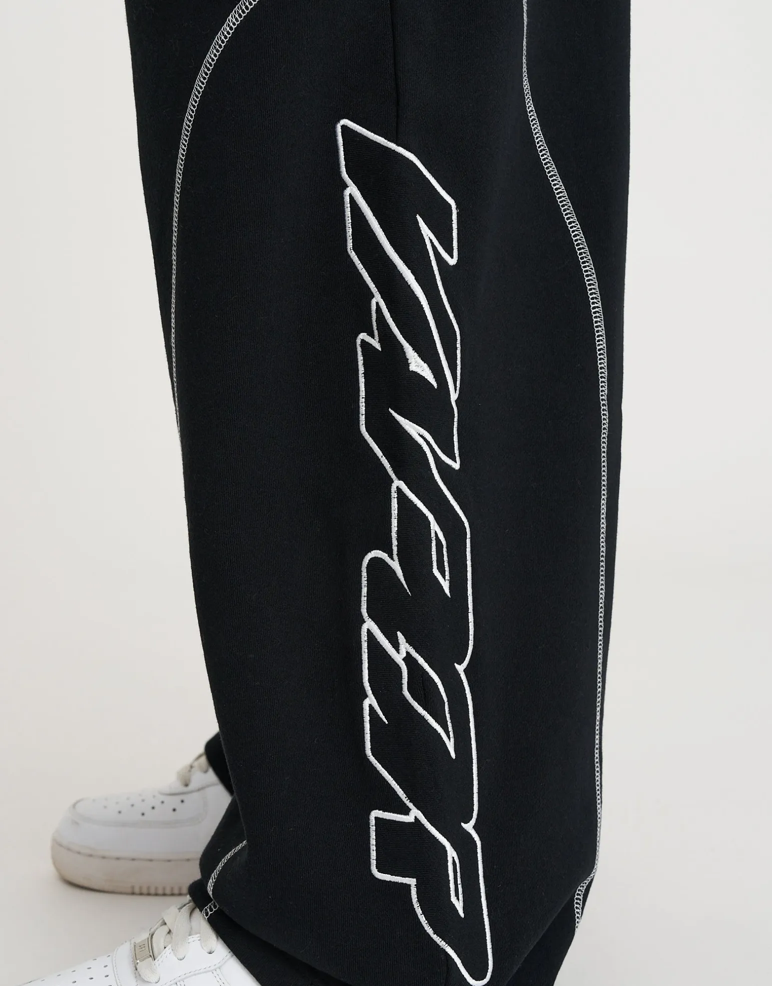Vapor Wide Leg Track Pants in Black