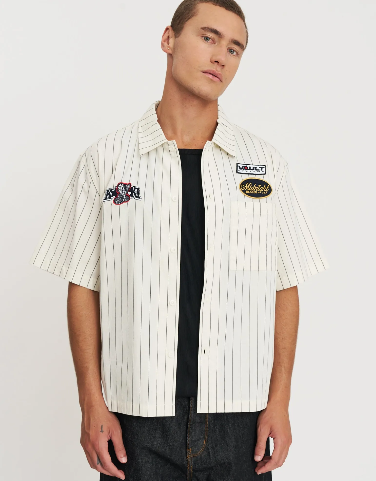 Vault Systems Cropped Short Sleeve Shirt in Blanc