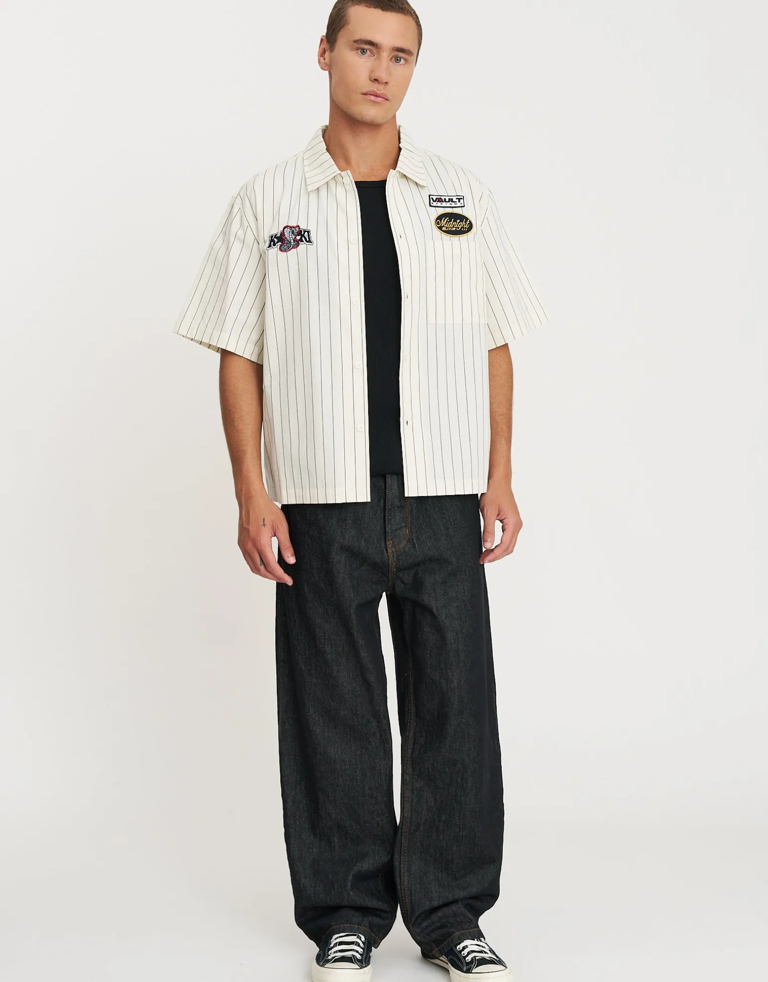 Vault Systems Cropped Short Sleeve Shirt in Blanc