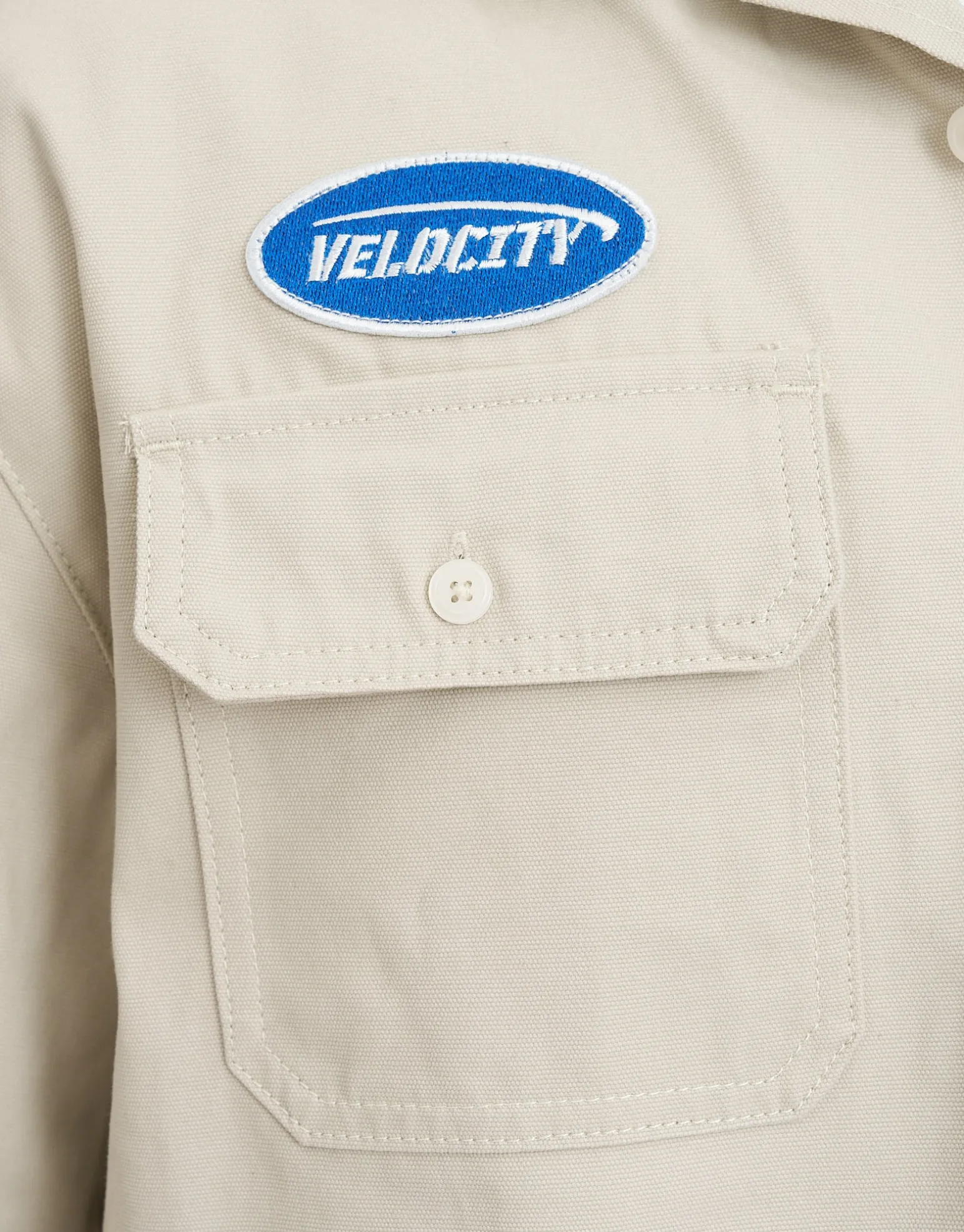 Velocity Cropped Short Sleeve Shirt in Desert Stone