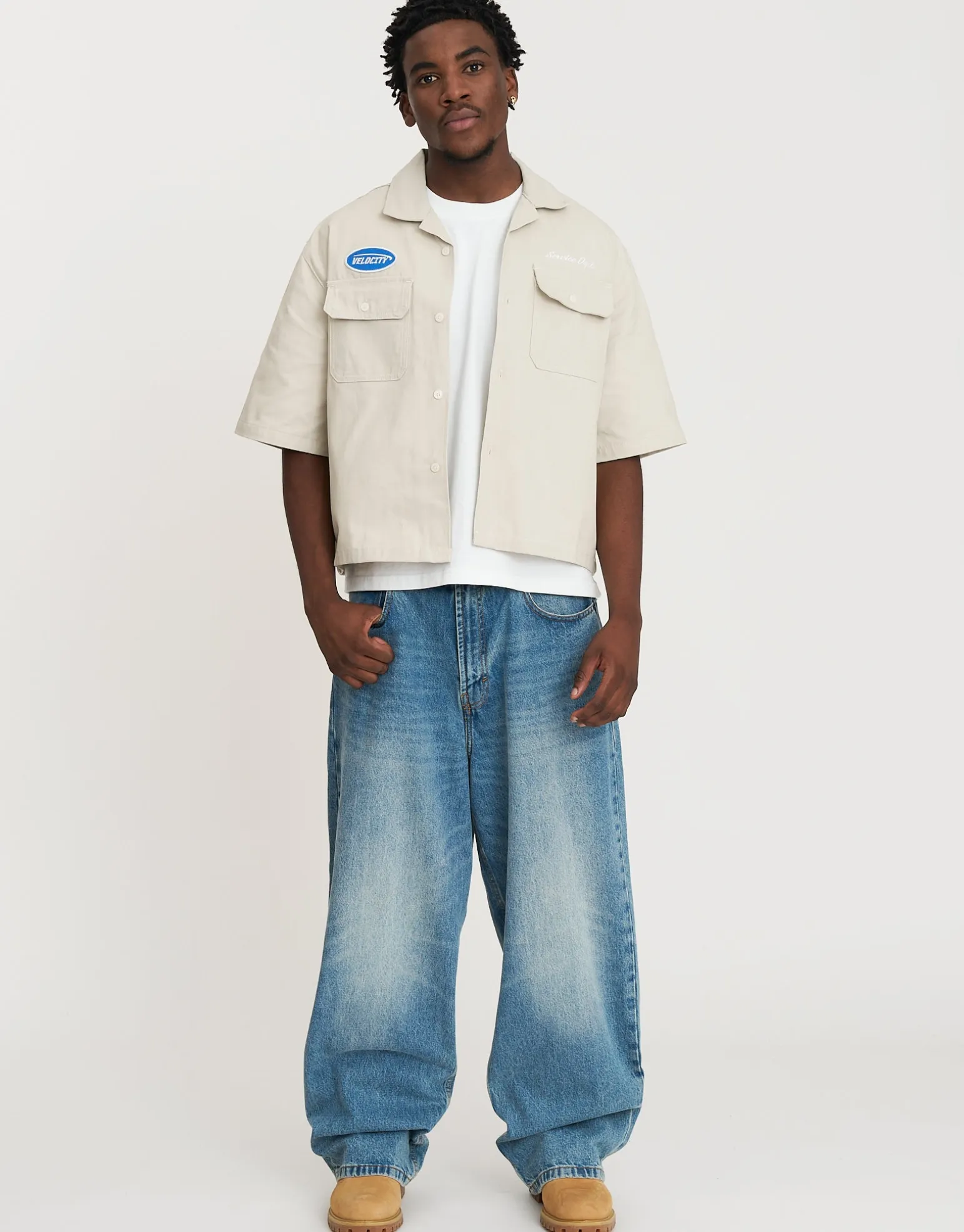 Velocity Cropped Short Sleeve Shirt in Desert Stone