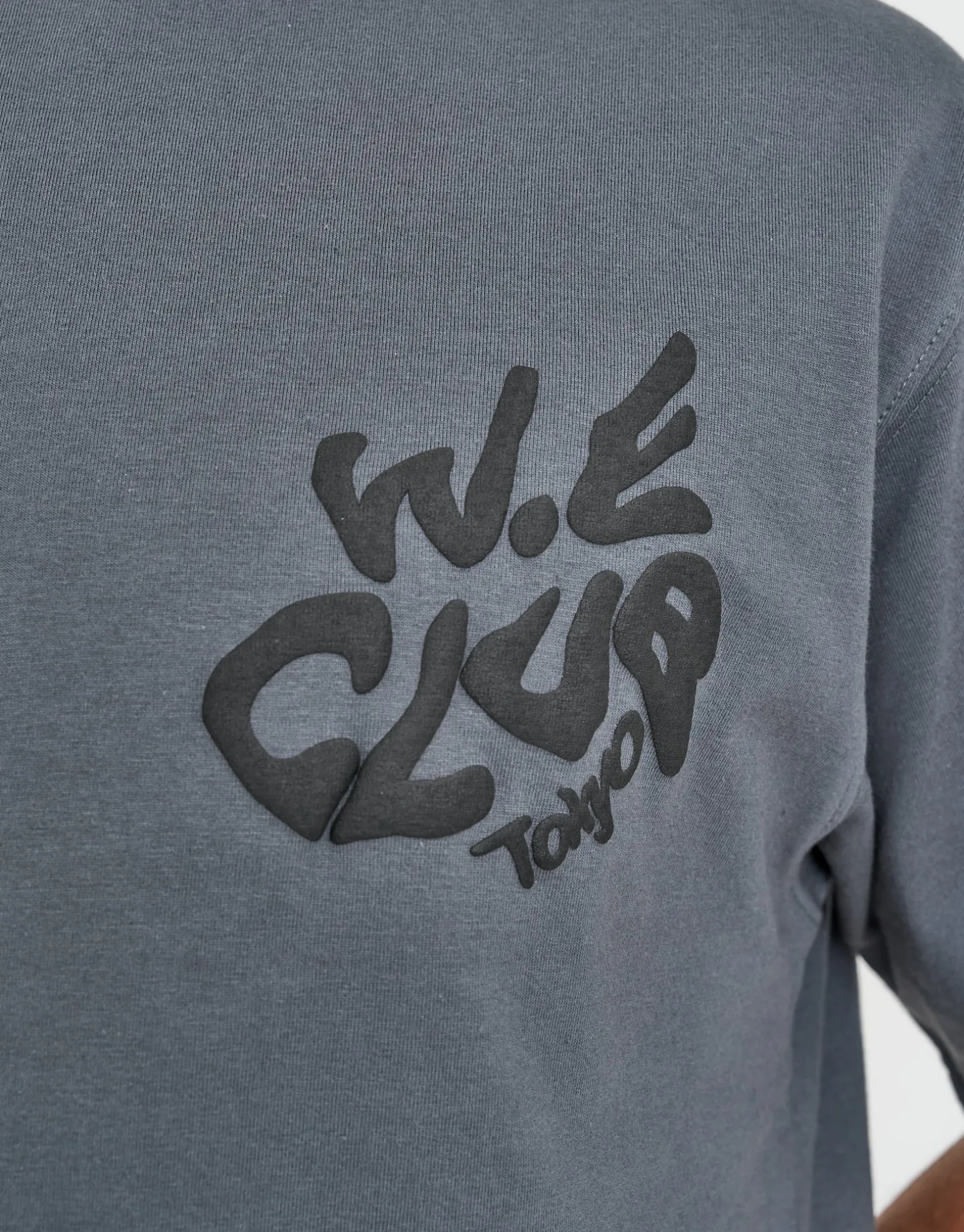 Weekend Club International Relaxed Fit T Shirt in Slate