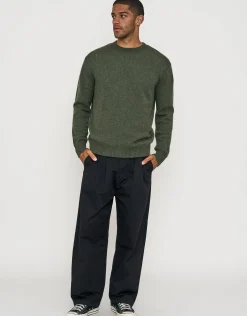 100% Wool Crew Neck Knit in Black