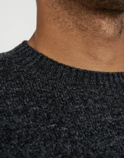 100% Wool Crew Neck Knit in Black